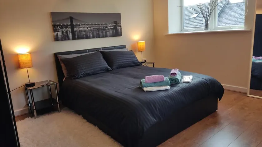 Modern 1-Bed Flat in Wigan - Image 1