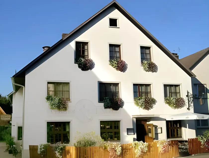 Hotel Restaurant Engel - Image 1