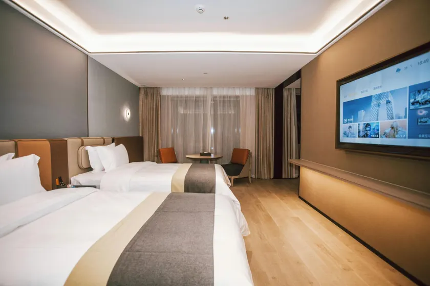 Starway Hotel Huizhou Ganghui Jinshan Lake - Image 1