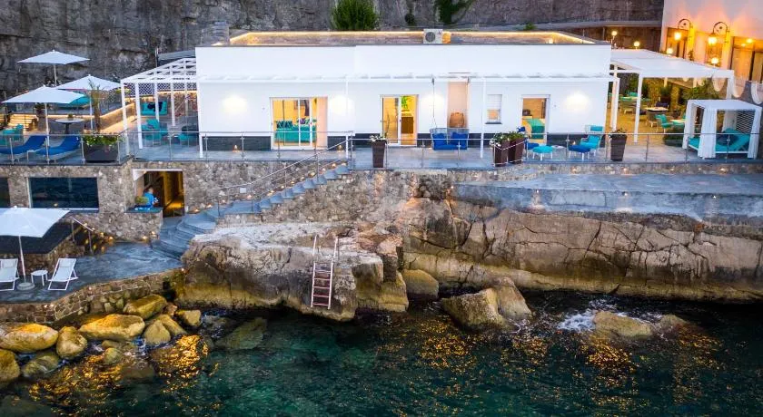 My Exclusive Italy - Beachfront Villa Sorrento & private sea access - Image 1