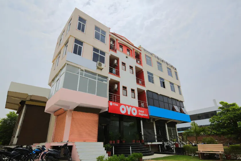 FabHotel Raghukul - Nr Chokhi Dhani - Image 1