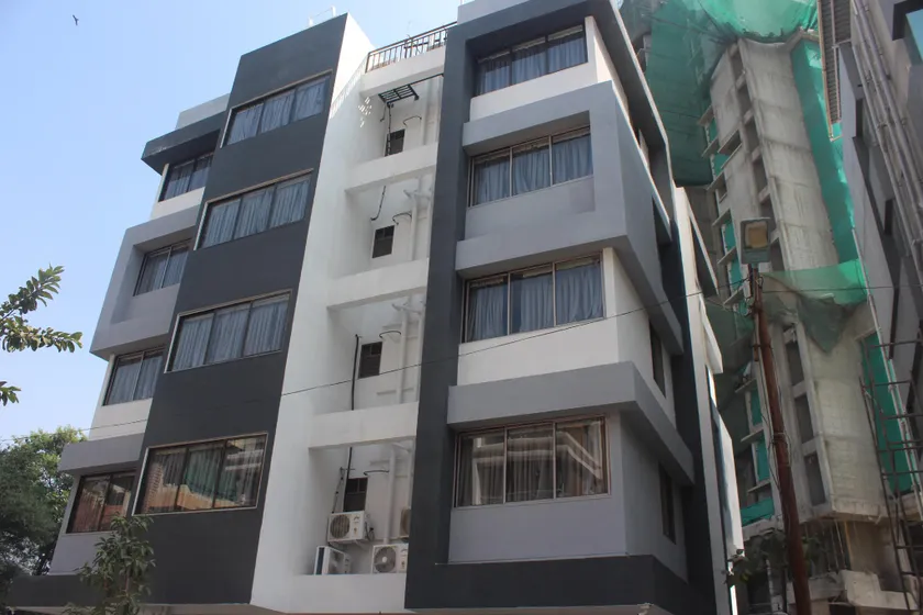 Hotel Zenora - Image 1