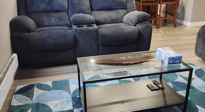 Stromberg Court - Image 1