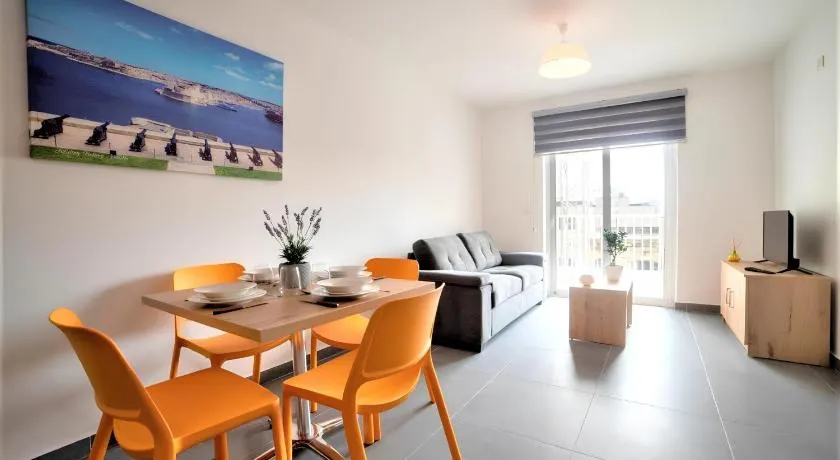 Elise Apartments - Image 1