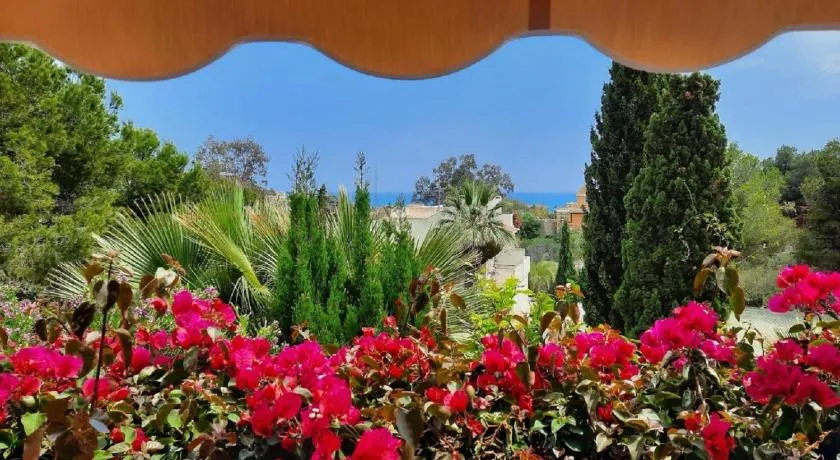 Casita Sea View Home Nestled in Hills with Rooftop Terrace - Image 1