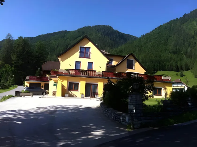 Pension Waldheim - Image 1