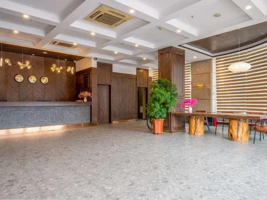 Shenglong Business Hotel - Image 1