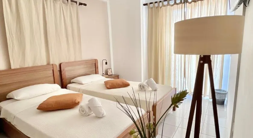 Koutrakis Rooms - Image 1