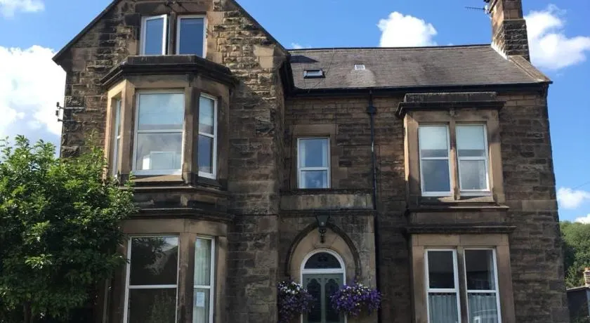 Avenue House - Image 1