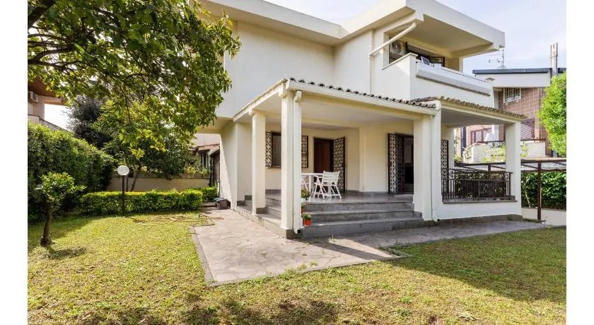 Magnifica villa a Fregene - Image 1