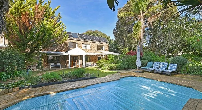Dressage Guesthouse - Image 1
