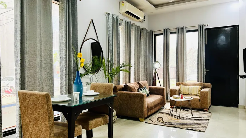 OLIVE Service Apartments DLF Galleria Gurgaon - Image 1