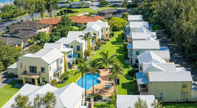 Bec's Beach House Getaway - Image 1