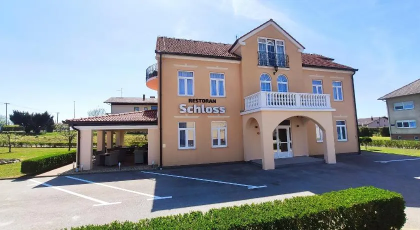 Schloss - Image 1