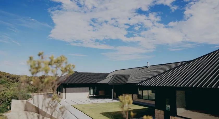 Stony Rise Lodge - Image 1