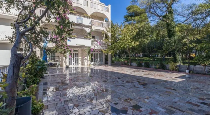 Apartments Dino - Image 1