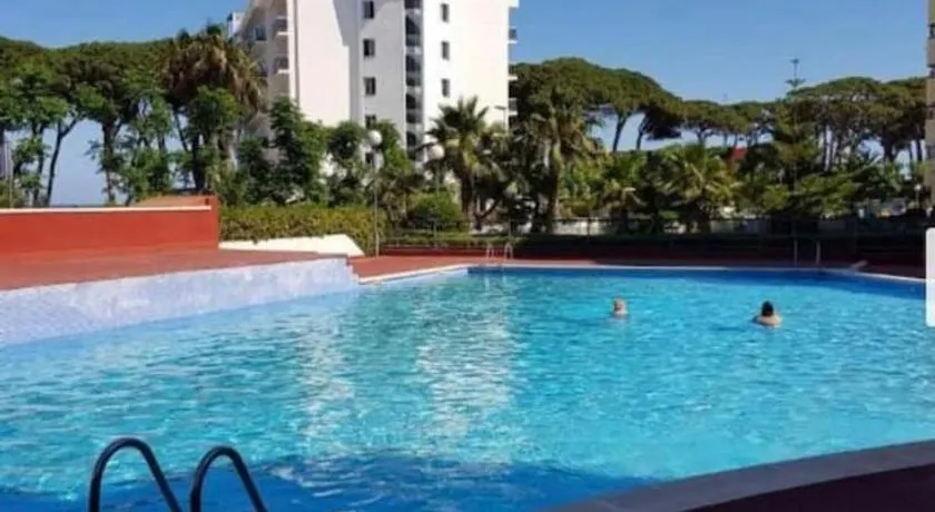 Seaview-Vistas al Mar con Piscina en La Pineda - Image 1