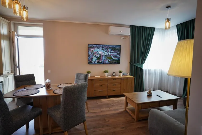Apartamentul Cetății Alba Iulia - Image 1