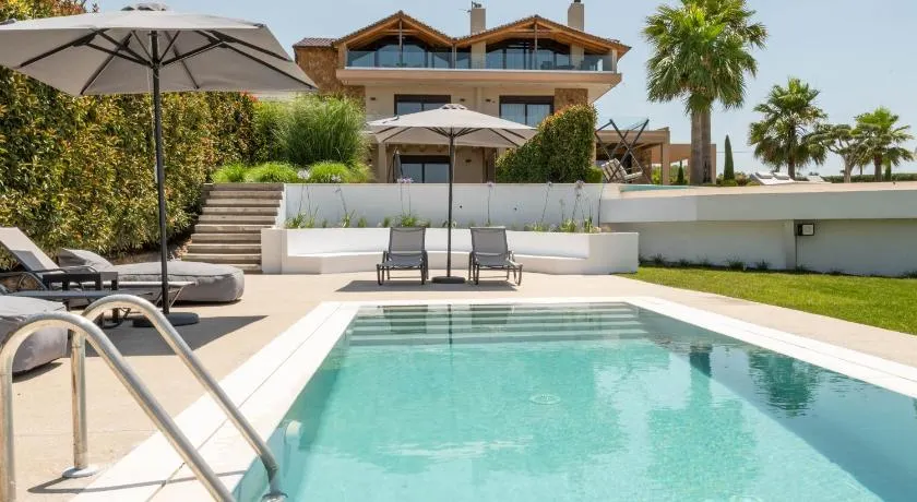 Palma Villa & Suite With Pool - Image 1