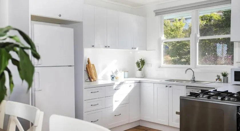 Surfside Cottage - Image 1