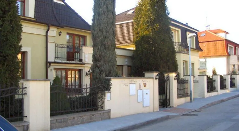 Villa Olivia - Image 1