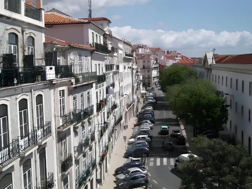 Alfama District by be@home - Image 1