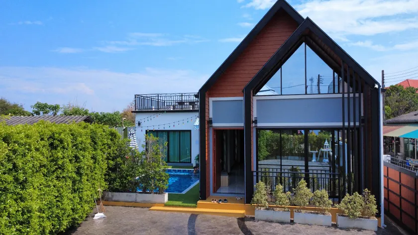 Baan Salmon Pool Villa Chiang Mai - Image 1