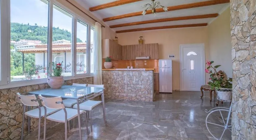 Efi Apartments - Image 1