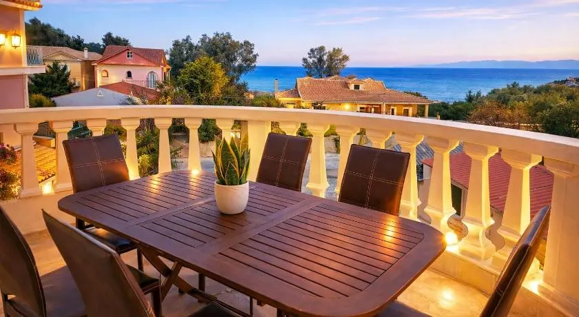 Casa Di Yanni, Sea View Apartment - Image 1