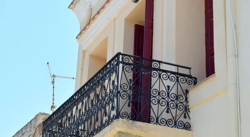 Traditional Villa Marina - Image 1