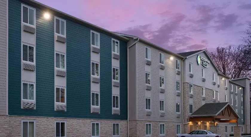 WoodSpring Suites Lancaster North - Image 1
