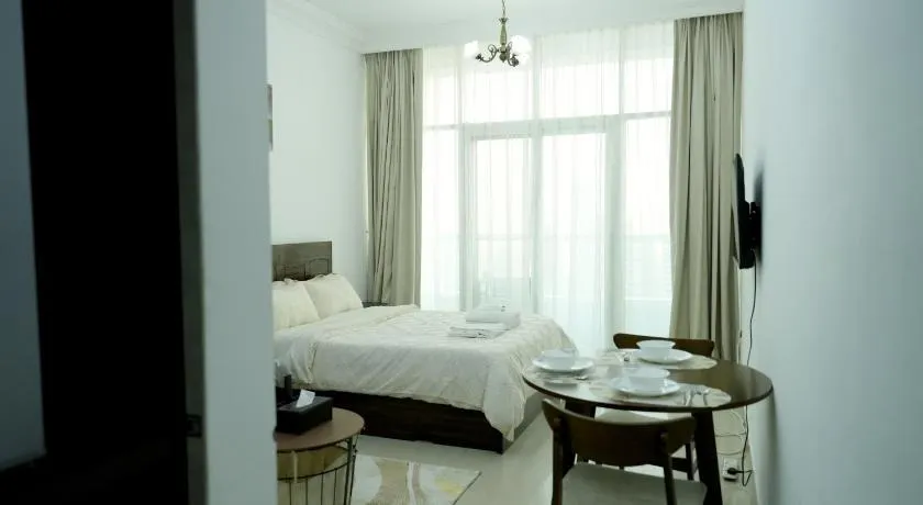 Cozy Private Studio -Near Beach -City View -Downtown Sharjah - Pool & Gym - Image 1