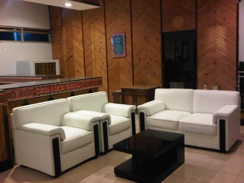 Patra Comfort Parapat - Image 1