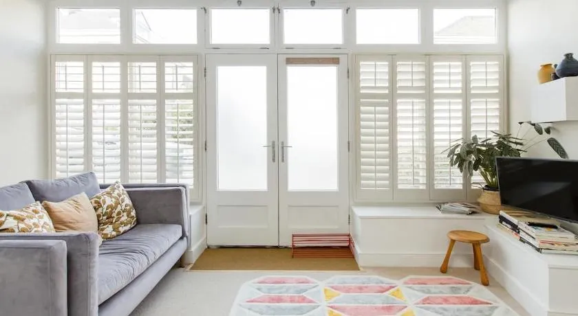 The Old Post Office Apartment - Image 1