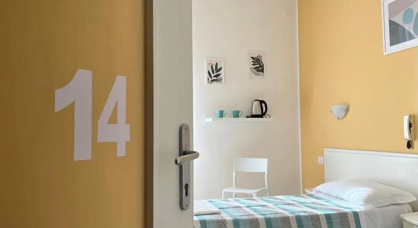 Hotel Parini - Image 1