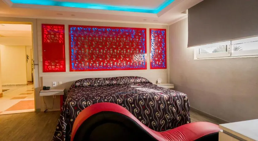 hotel saro - Image 1