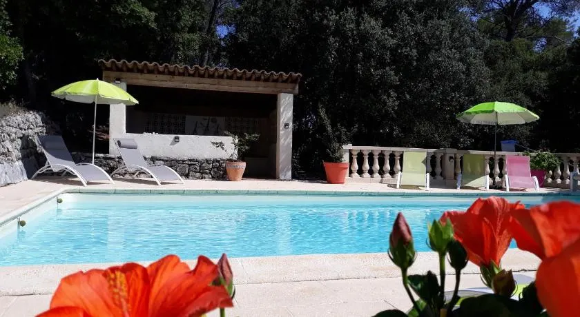 Le Mas des Hibiscus - Image 1