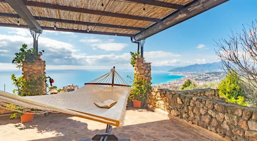 RivieraRent Villa L'Orizzonte - Image 1