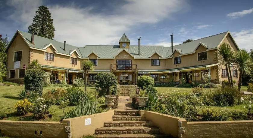 Auldstone House - Image 1