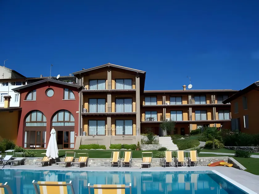 Residence Corte Ferrari -Ciao Vacanze- - Image 1
