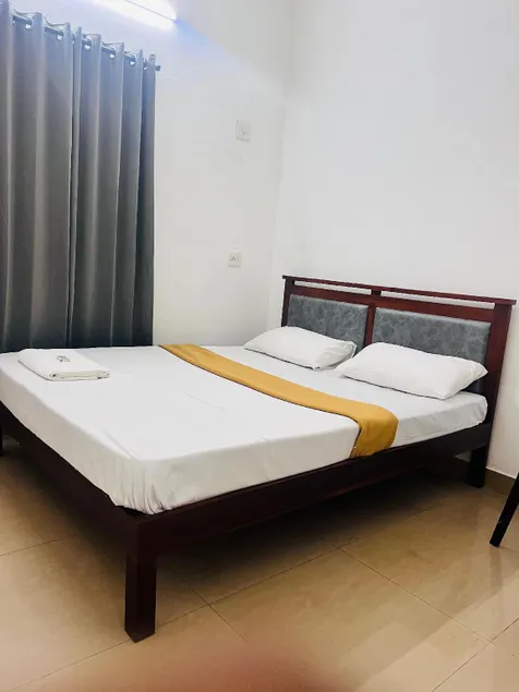 Hotel Trance Inn - Image 1
