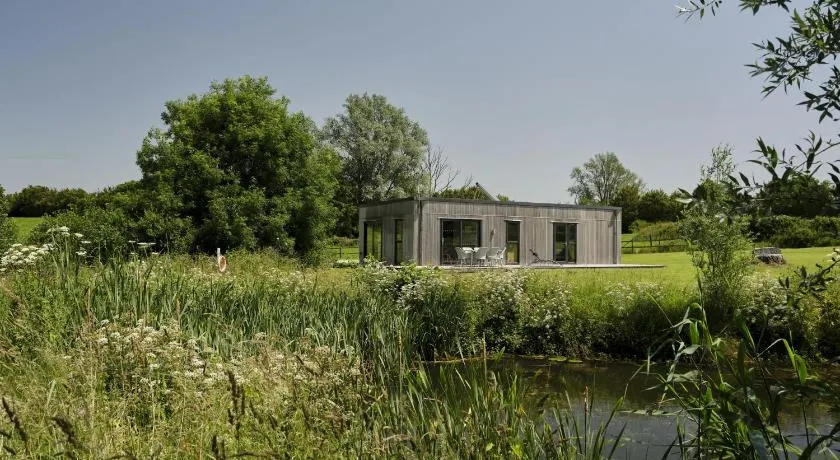 Farleigh Lodge - Image 1