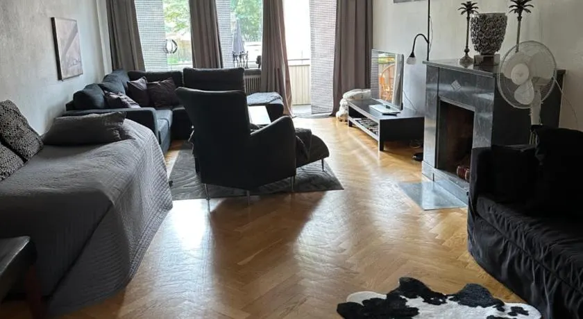 Pråmkanalens Pensionat i Karlstad - Image 1