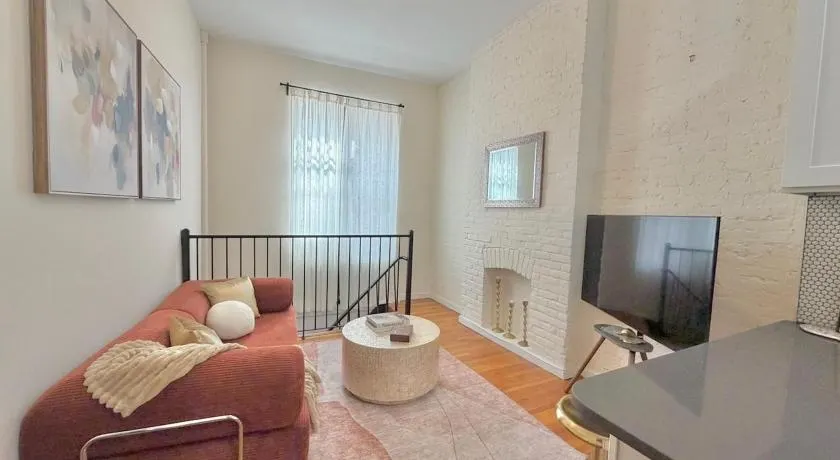 Gorgeous 2 Bedroom 2 baths NYC Oasis - Image 1