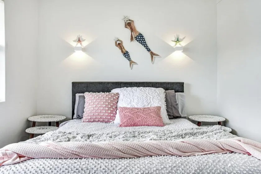 Coastal Chic Apartment - Mooloolaba and Alex - Image 1