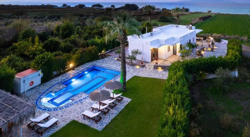 Villa Palmeras - Image 1