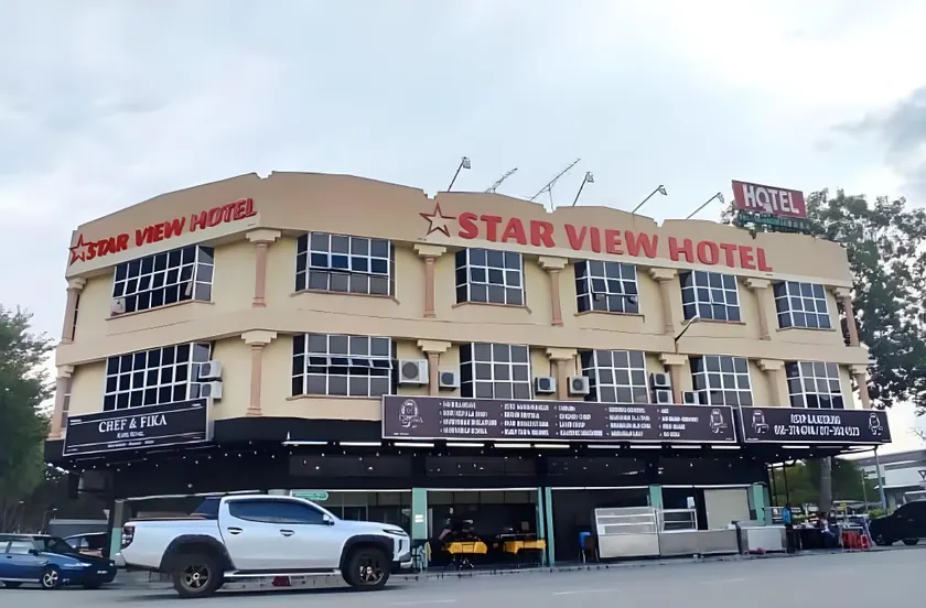 Starview Hotel - Image 1