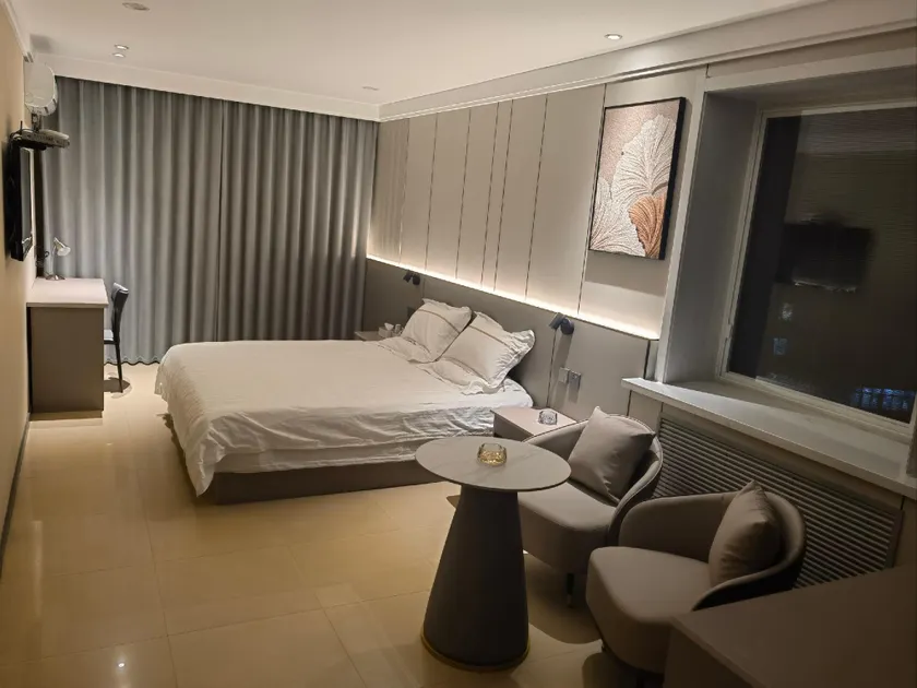 Qingjie Hotel - Image 1