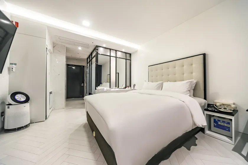 Daegu Dongseongro Hotel Labella - Image 1