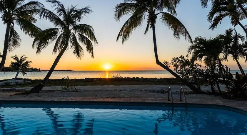 Sunsets in Paradise - Private Direct Waterfront Pool Home, 22 - Image 1